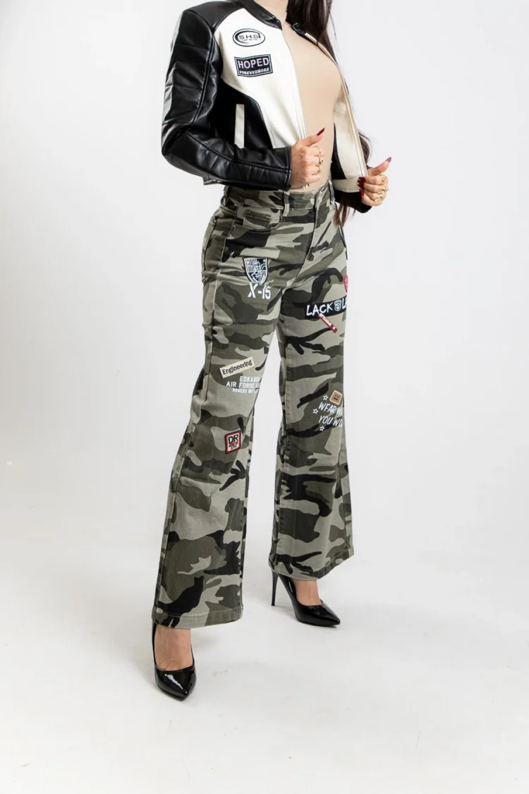 Jeans militare a Palazzo Donna